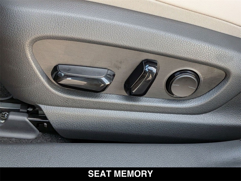 2025 Lexus UX F SPORT DESIGN AWD