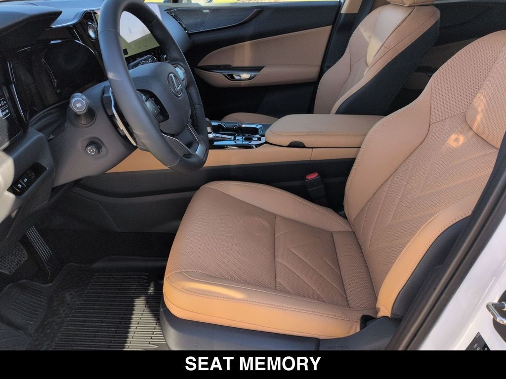 2026 Lexus NX LUXURY AWD