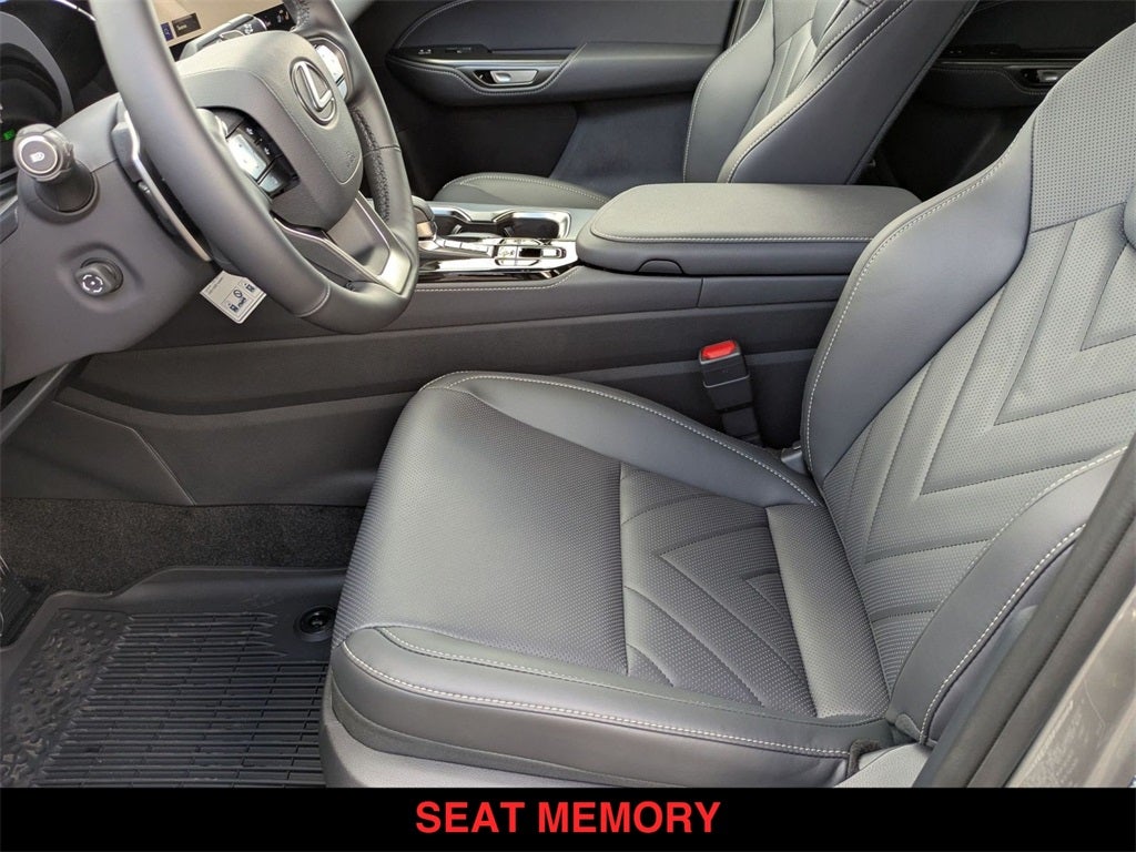 2026 Lexus NX LUXURY AWD