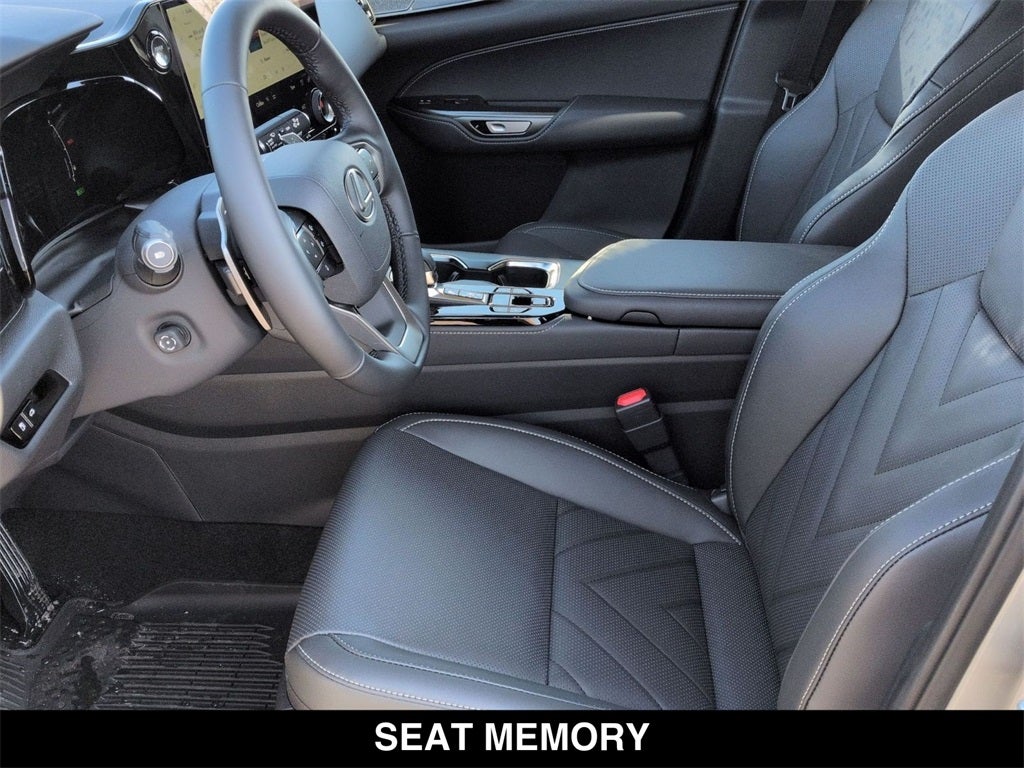 2026 Lexus NX LUXURY AWD