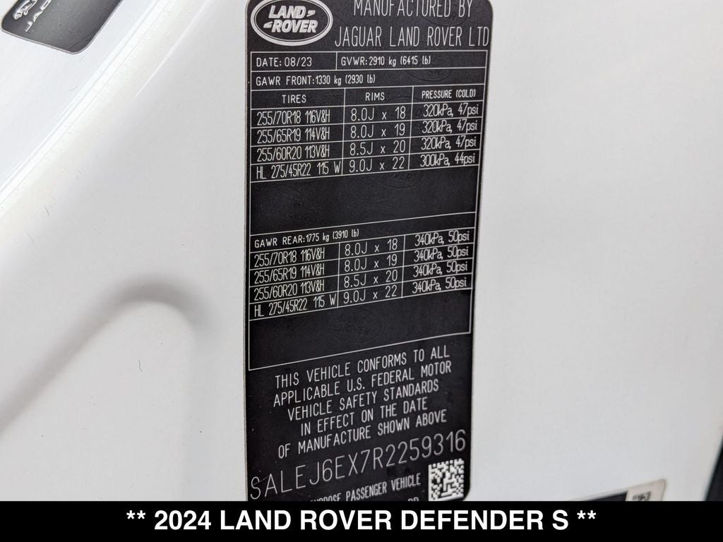 2024 Land Rover Defender 90 S