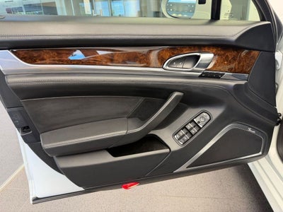 2014 Porsche Panamera Turbo