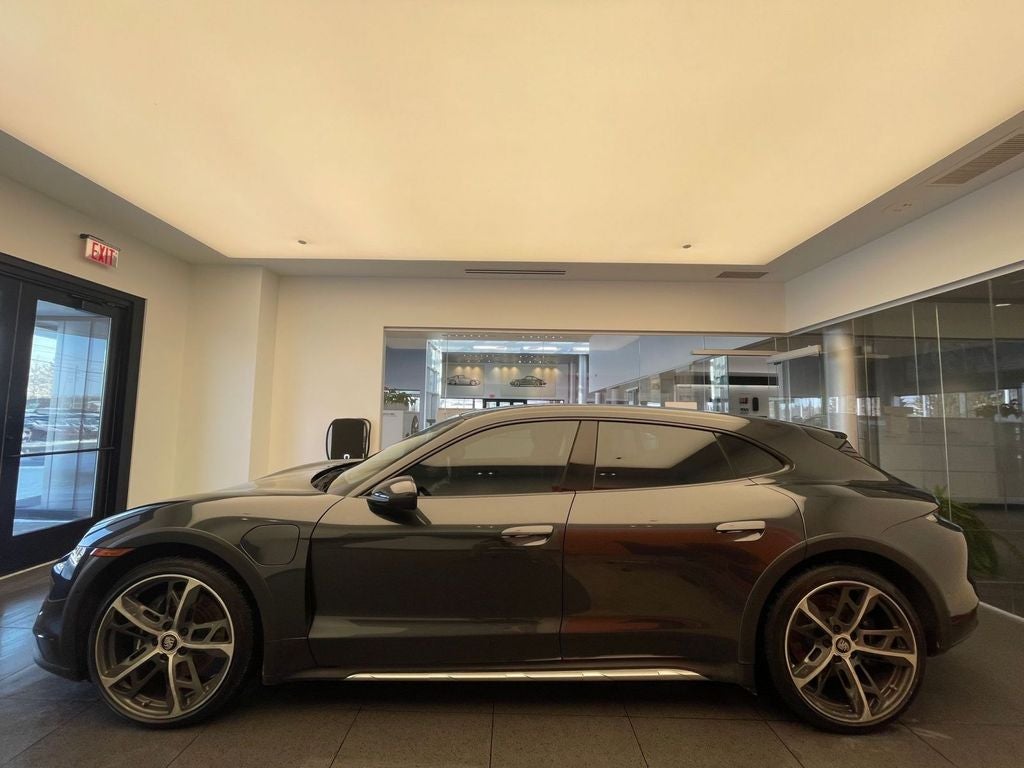 2024 Porsche Taycan Cross Turismo 4