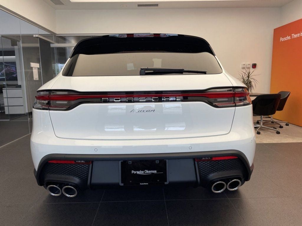 2025 Porsche Macan AWD