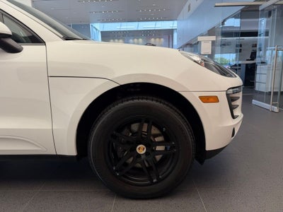 2018 Porsche Macan AWD
