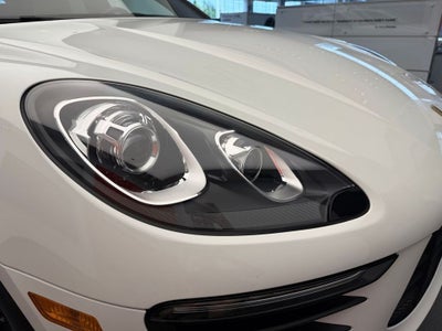 2018 Porsche Macan AWD