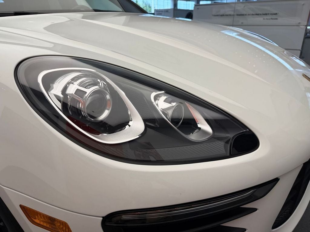 2018 Porsche Macan AWD