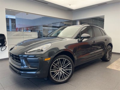 2025 Porsche Macan AWD