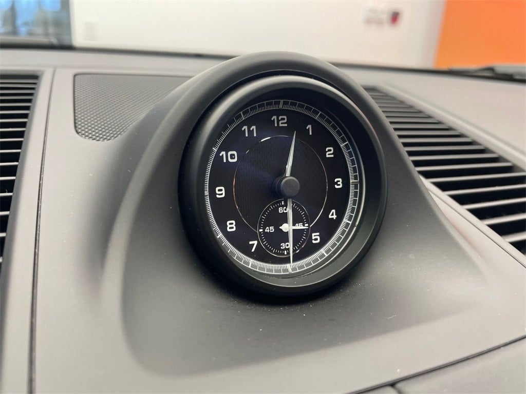 2025 Porsche Macan AWD