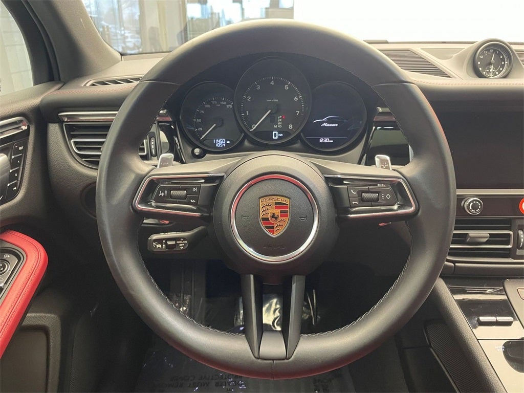 2025 Porsche Macan AWD