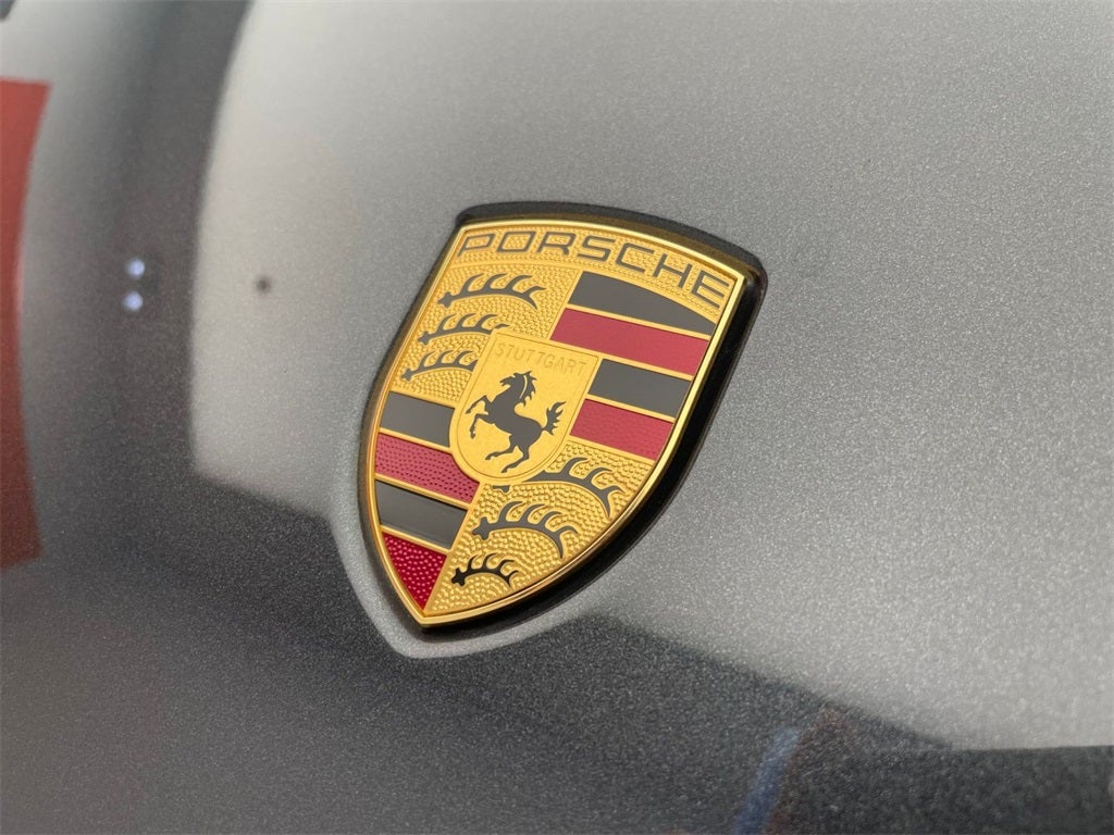 2025 Porsche Macan AWD