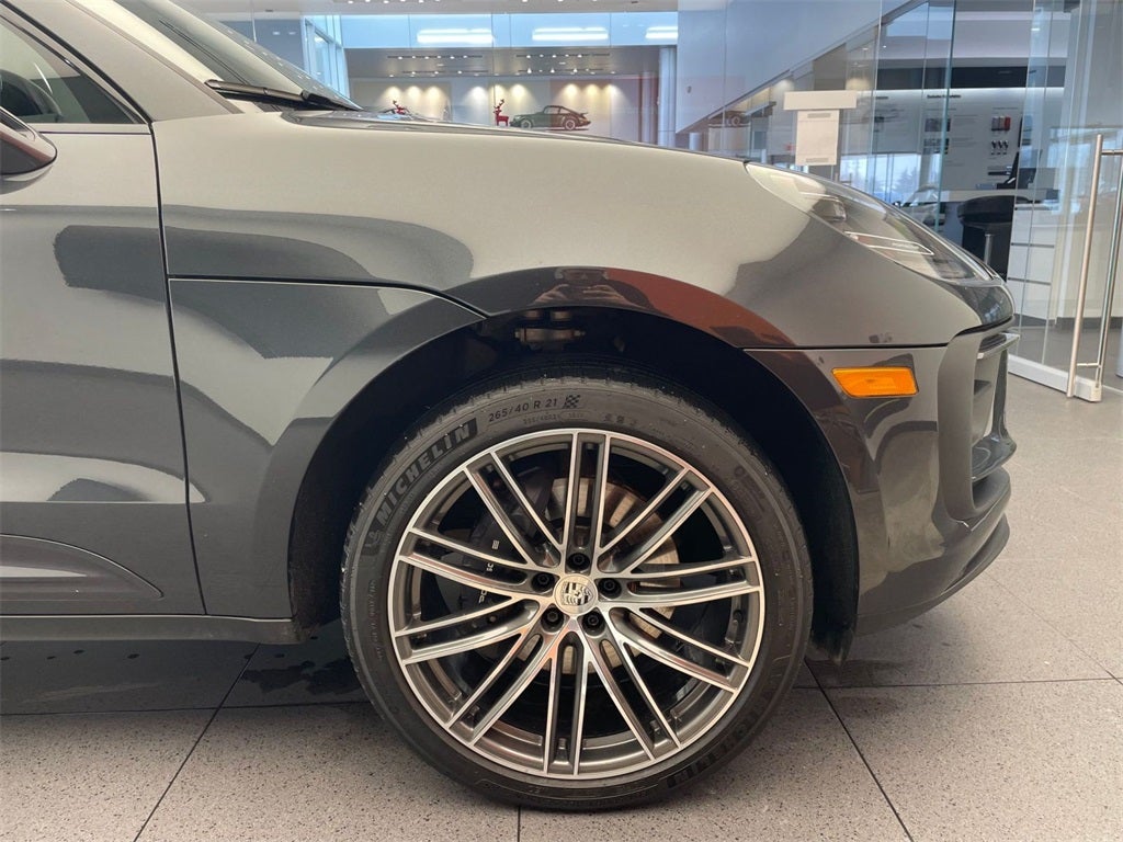 2025 Porsche Macan AWD