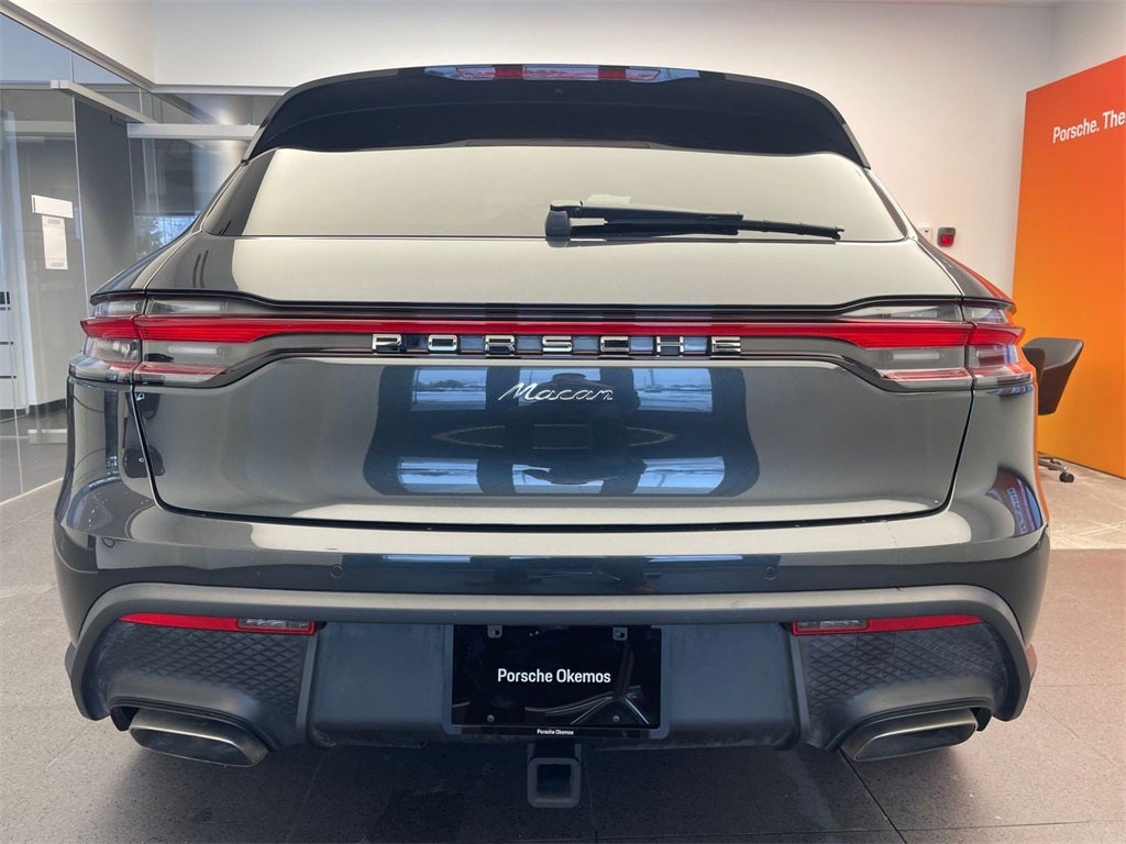 2025 Porsche Macan AWD