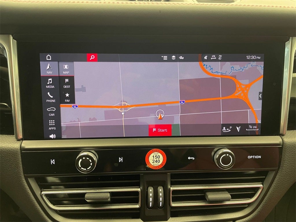 2025 Porsche Macan AWD