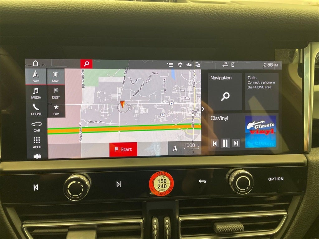 2025 Porsche Macan AWD