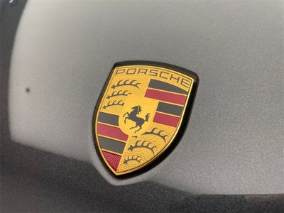 2025 Porsche Macan AWD