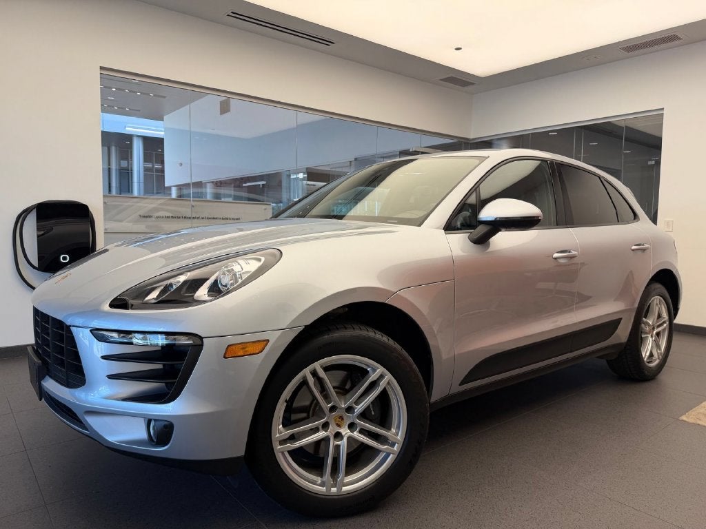 2017 Porsche Macan AWD