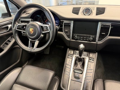 2017 Porsche Macan AWD