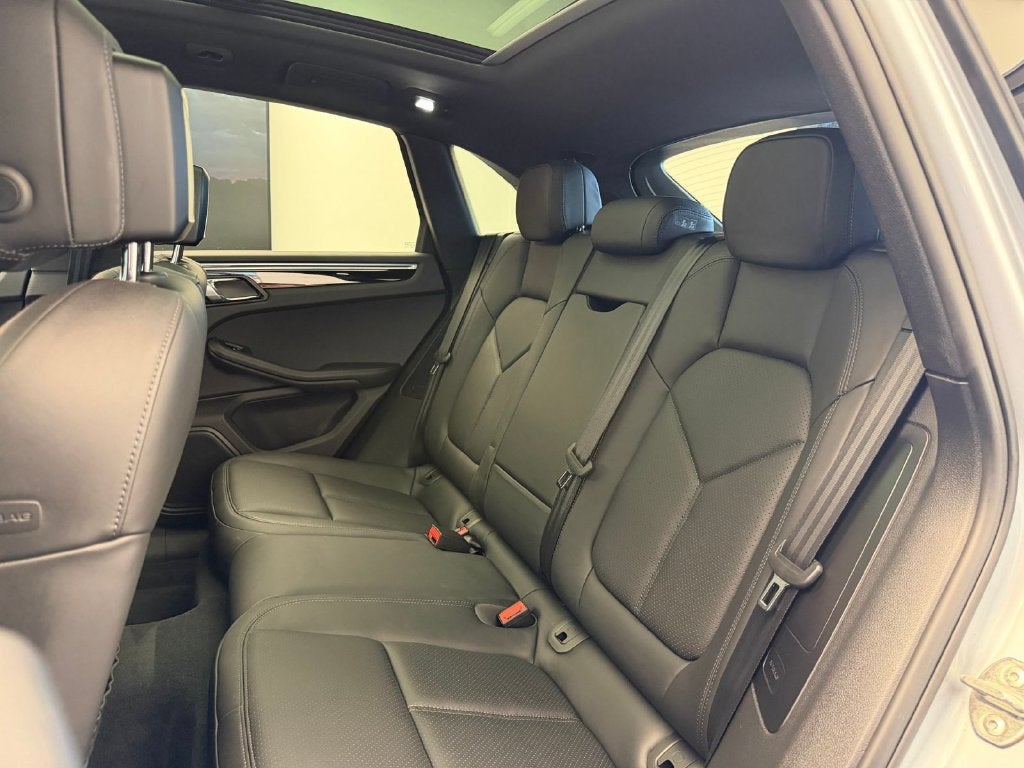 2017 Porsche Macan AWD