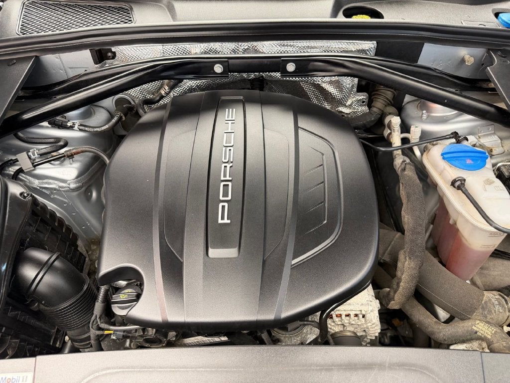 2017 Porsche Macan AWD