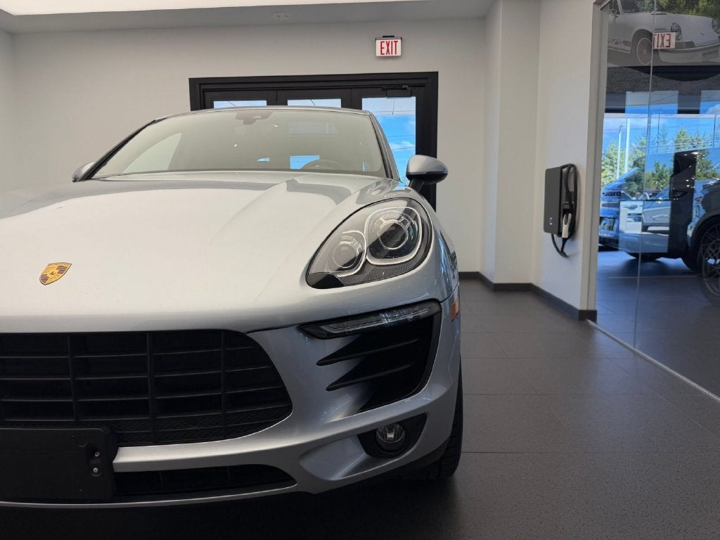 2017 Porsche Macan AWD