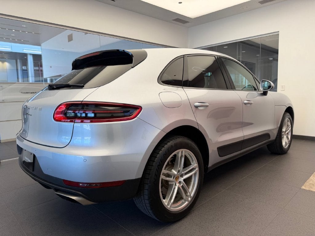 2017 Porsche Macan AWD