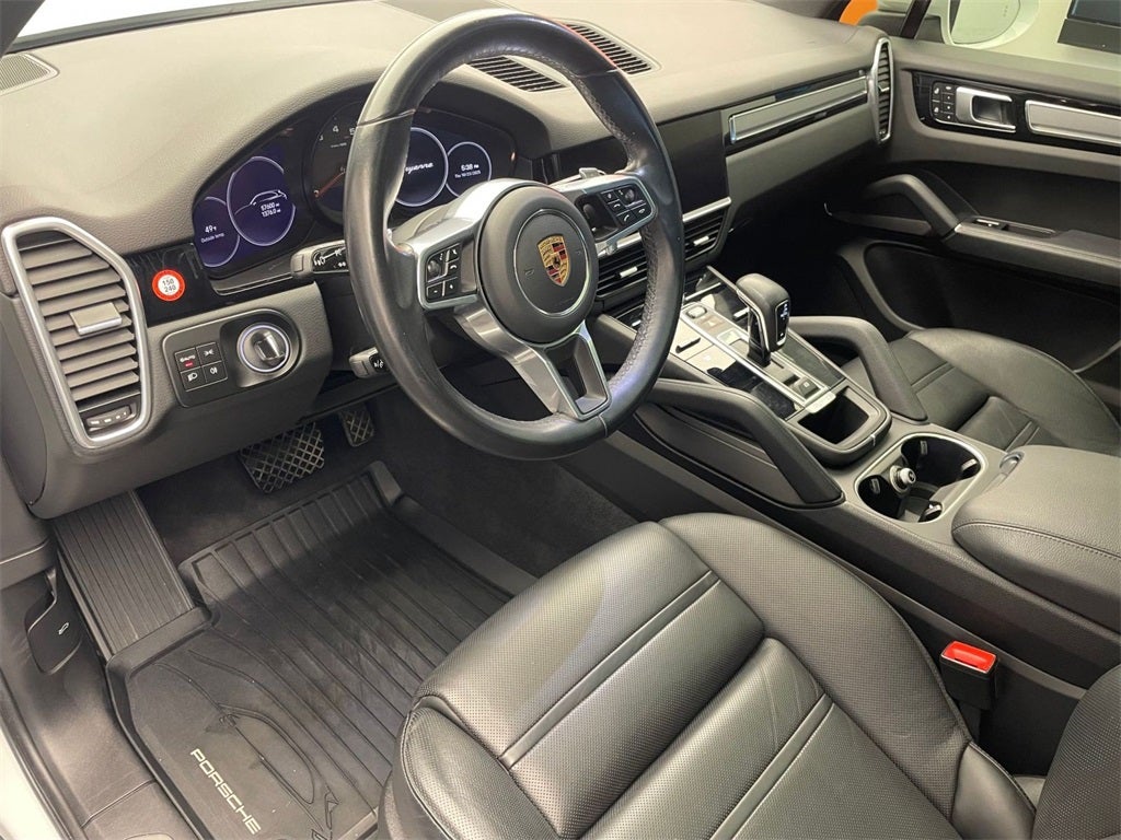 2022 Porsche Cayenne Platinum Edition