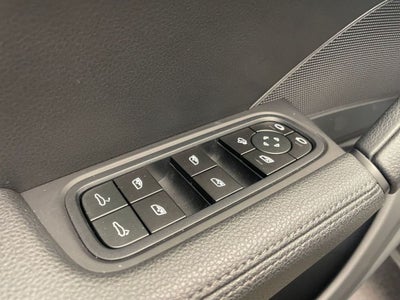 2025 Porsche Cayenne AWD