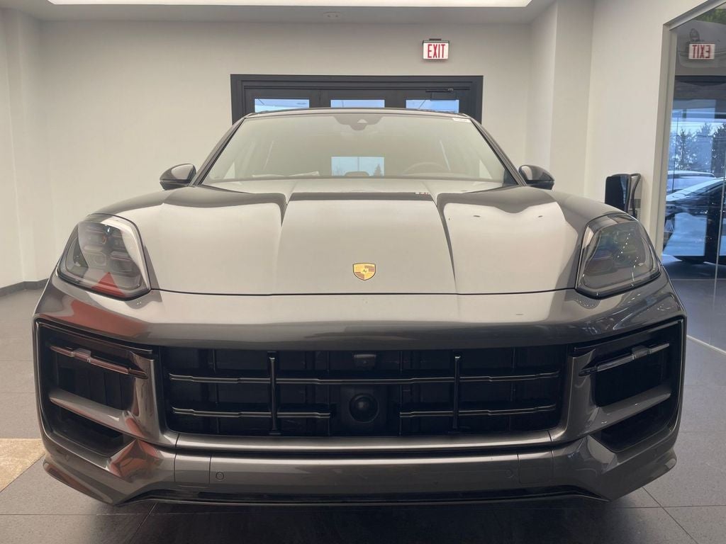 2025 Porsche Cayenne AWD