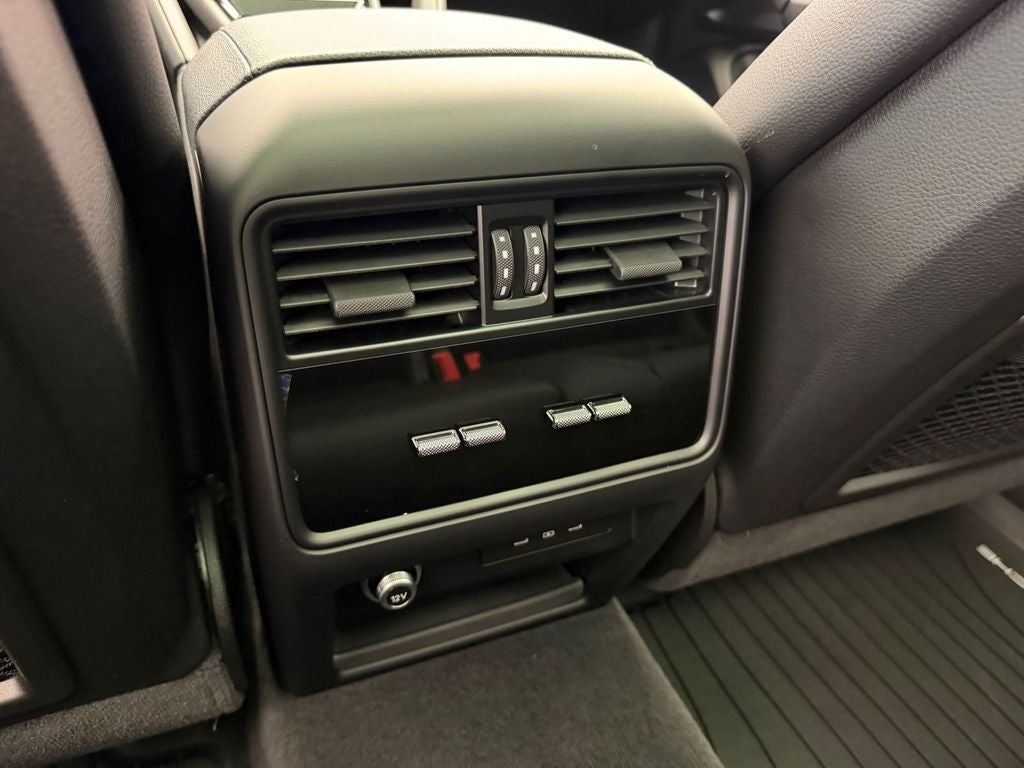2024 Porsche Cayenne AWD