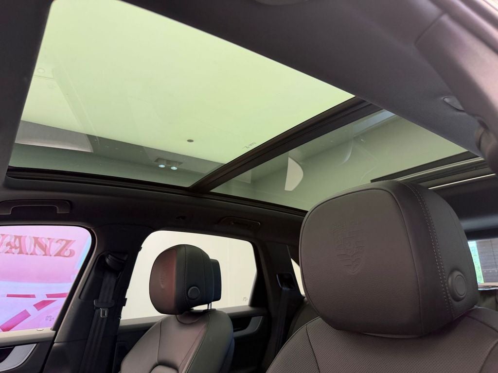 2024 Porsche Cayenne AWD