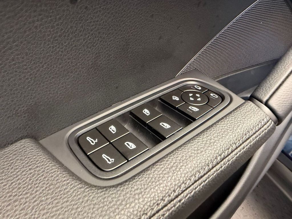 2024 Porsche Cayenne AWD