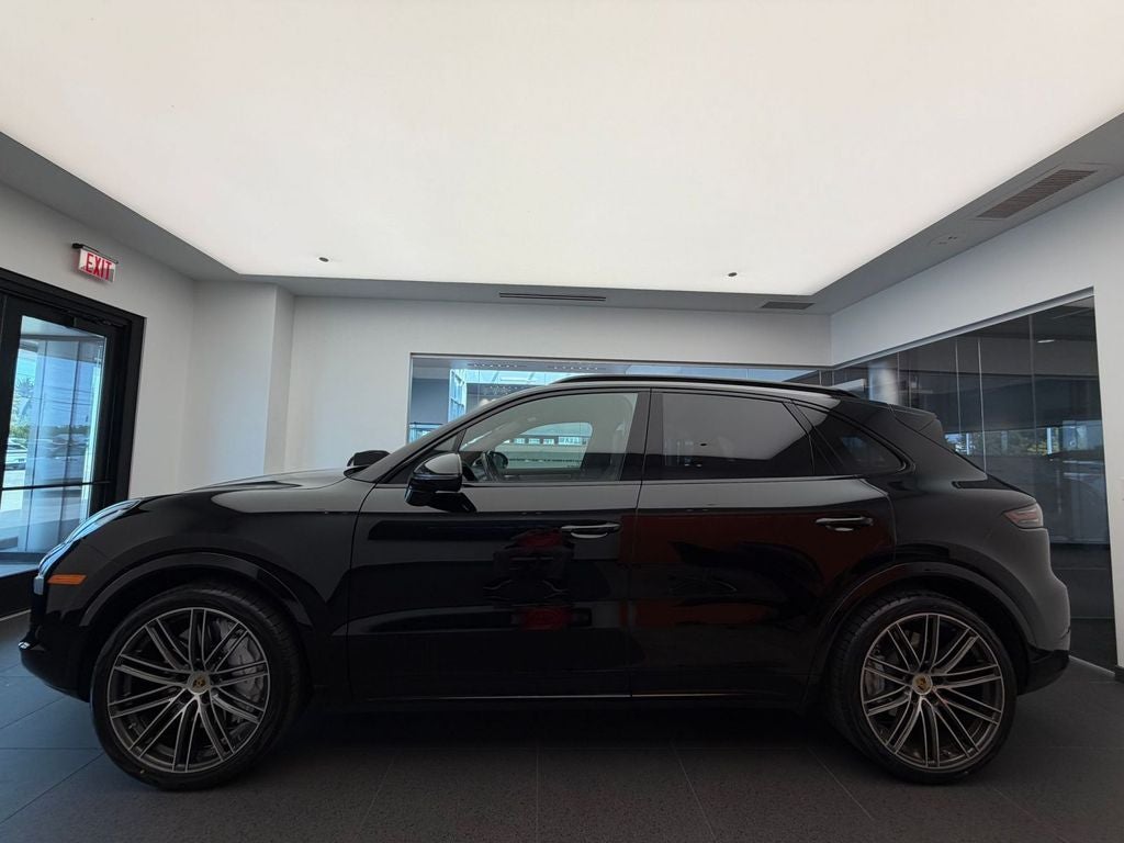 2023 Porsche Cayenne Turbo