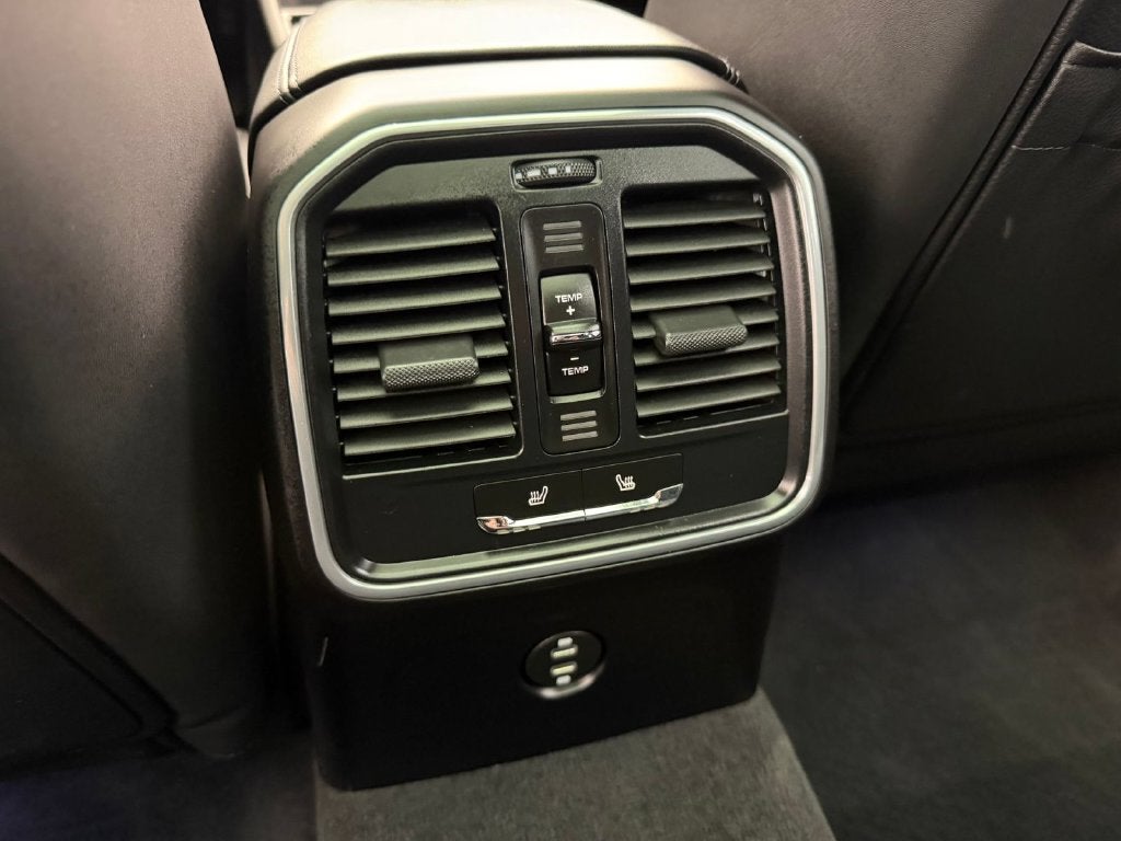 2023 Porsche Macan S