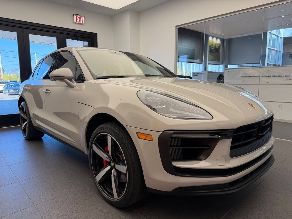 2023 Porsche Macan S