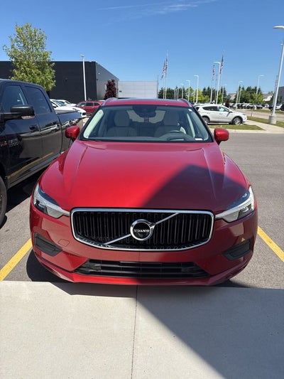 2021 Volvo XC60 T5 Momentum