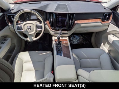2021 Volvo XC60 T5 Momentum