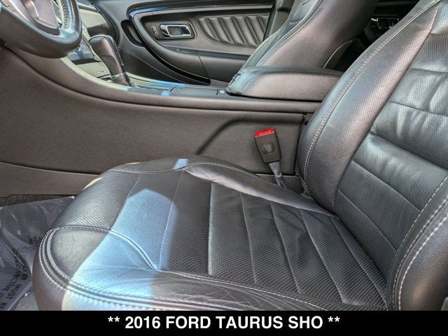 2016 Ford Taurus SHO