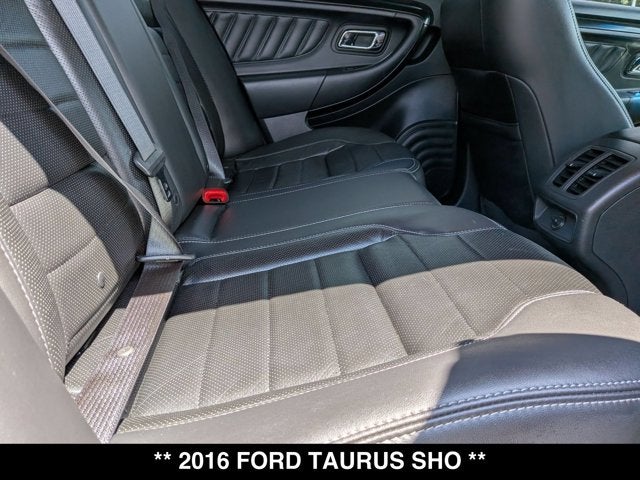 2016 Ford Taurus SHO