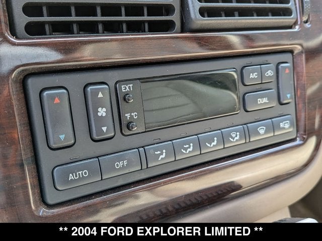 2004 Ford Explorer Limited