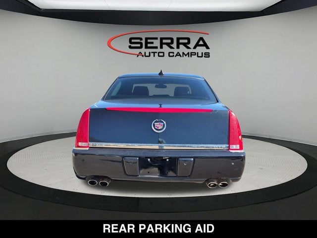 2011 Cadillac DTS Luxury Collection