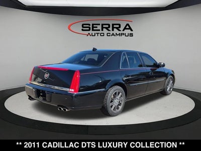2011 Cadillac DTS Luxury Collection