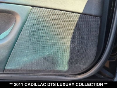 2011 Cadillac DTS Luxury Collection