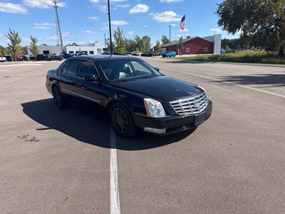2011 Cadillac DTS Luxury Collection
