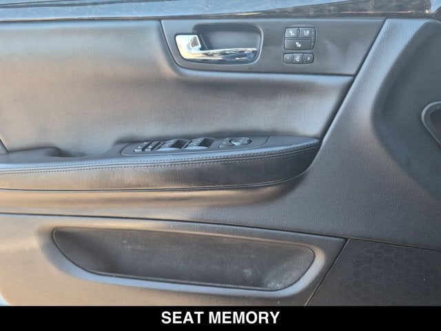 2010 Cadillac DTS w/1SC