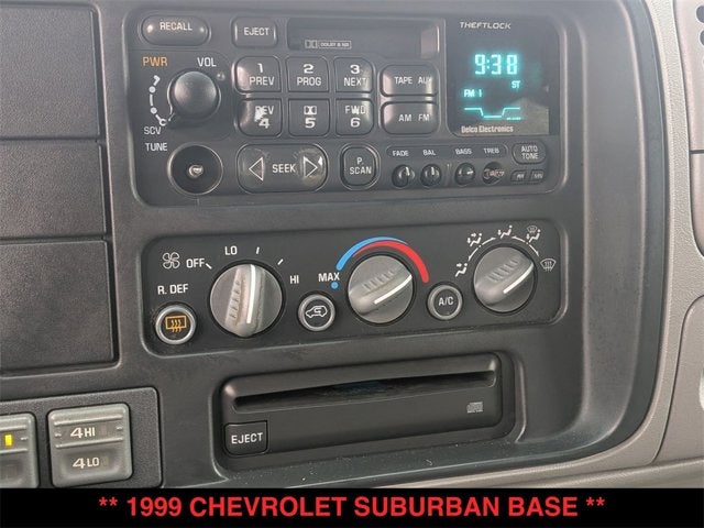 1999 Chevrolet Suburban Base