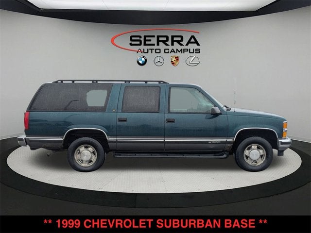 1999 Chevrolet Suburban Base
