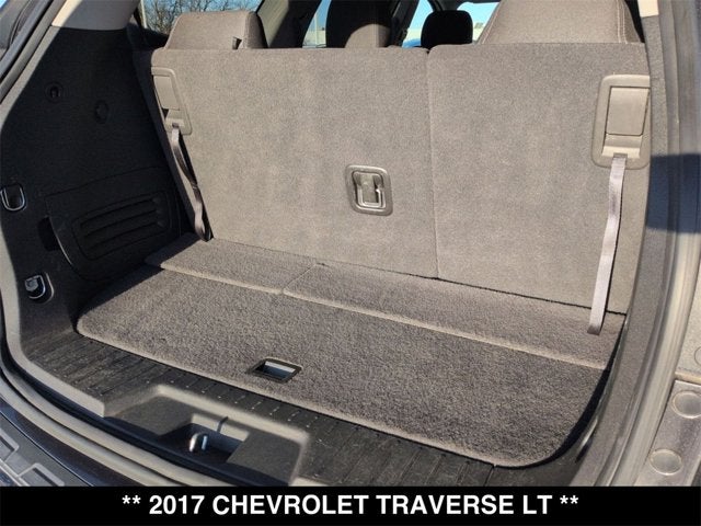 2017 Chevrolet Traverse LT