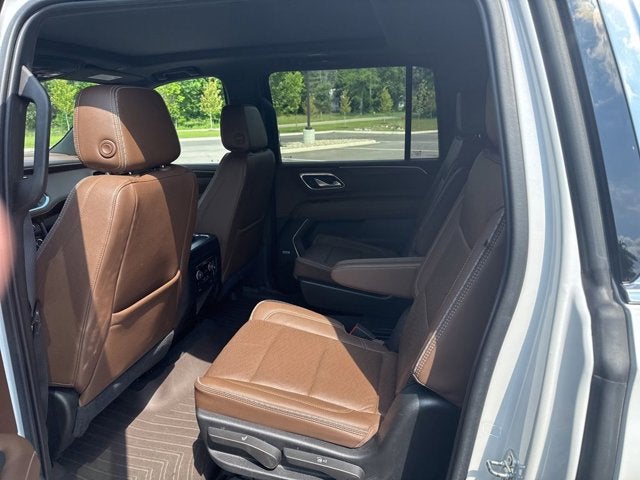 2021 Chevrolet Suburban High Country