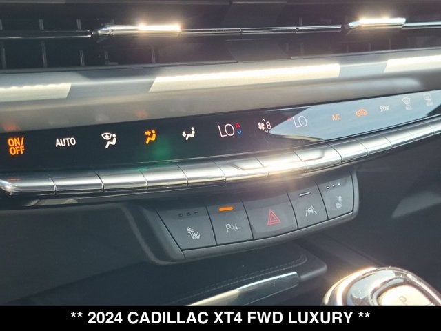 2024 Cadillac XT4 FWD Luxury